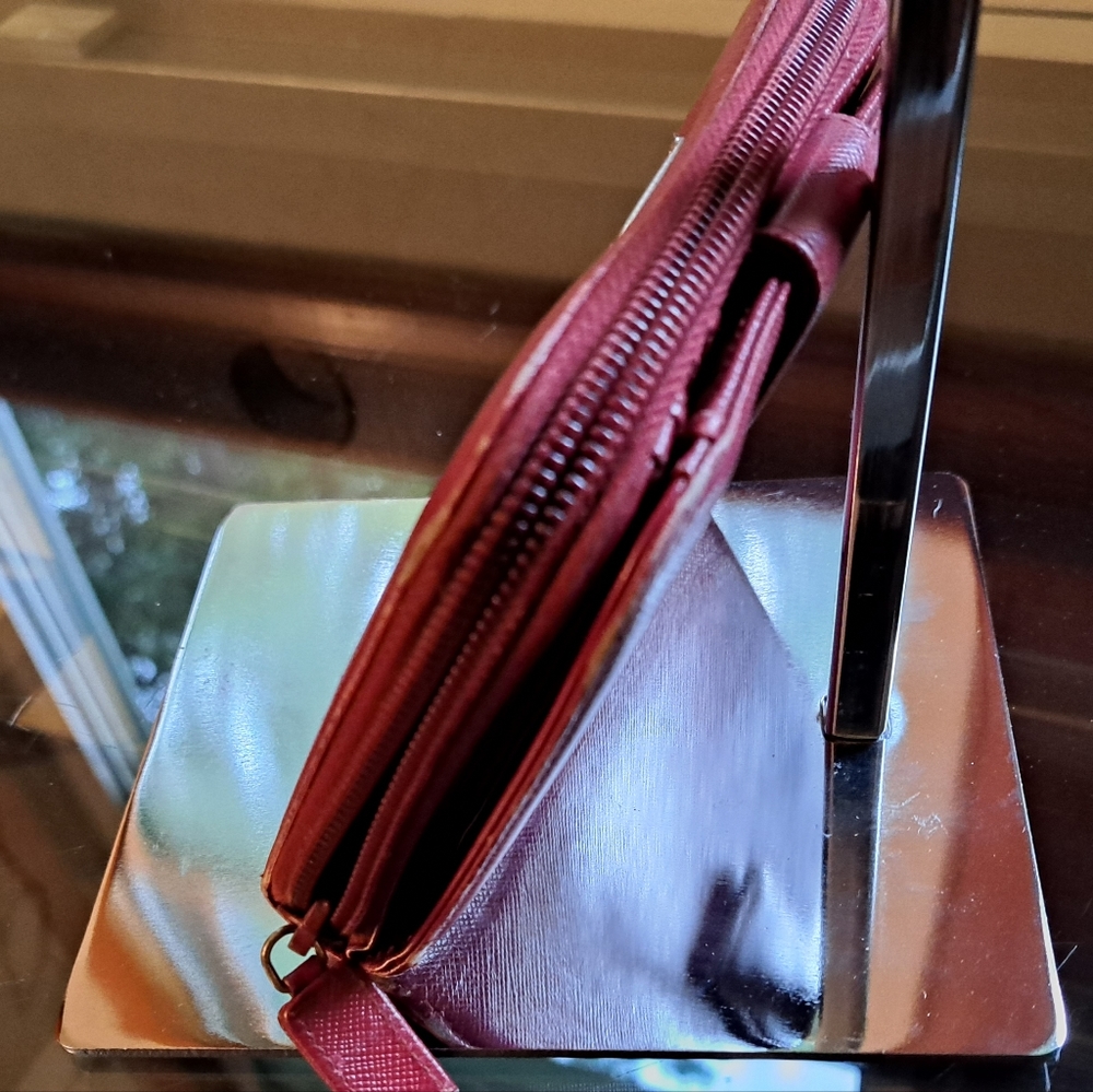 PRADA Wallet - Picture 7 of 7